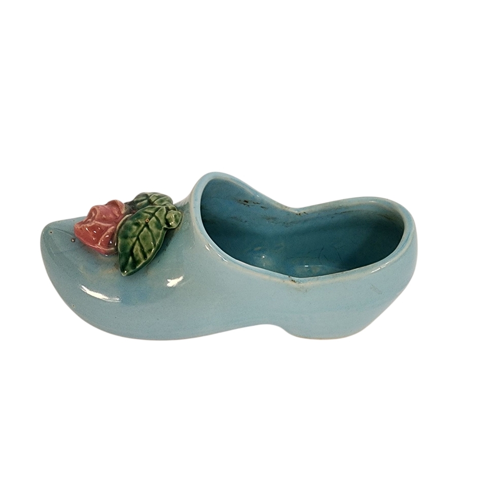 Vintage 1940s McCoy Pottery Blue Dutch Shoe Rose Embellish Wall Pocket Planter